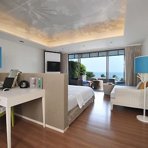 Zimmer mit Kingsize-Bett